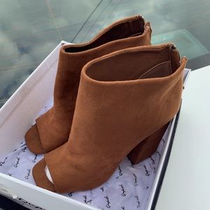 Peep toe bootie size 8 New